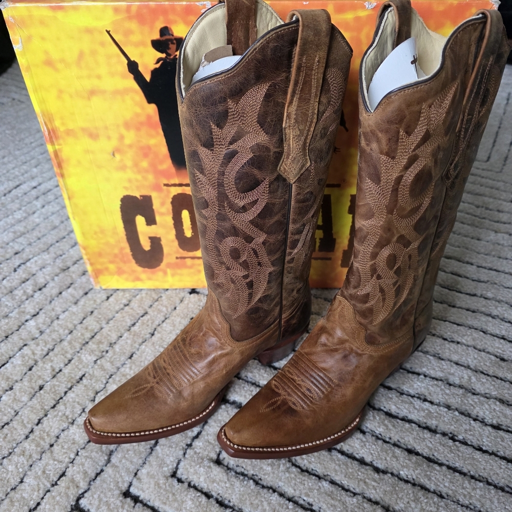 Corral Boots NEW
